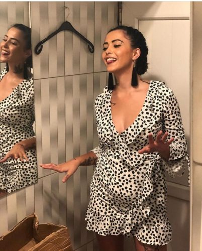 Gösterişli eve gelen escort Nezahat