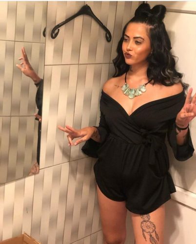 Gösterişli eve gelen escort Nezahat