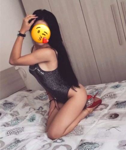 Güzel kumral kız Melda