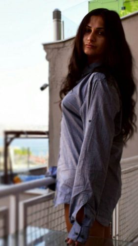 Seksi sarışın bayan Banu